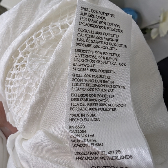 💘 NWOT Anthropologie Cutwork Lace Top - Picture 7 of 8